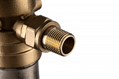 Фильтр Гейзер Бастион 521 - 1/2 с регулятором давления