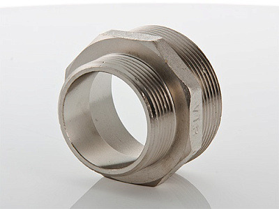 Ниппель VALTEC переходной 1/2 х 1/4 наружная резьба, никелированная латунь