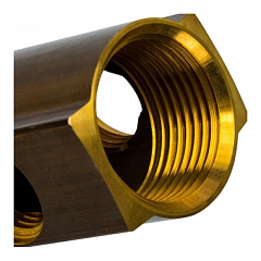 Коллектор Luxor латунный распределительный CD 457 1х1/2ВР 8 контуров