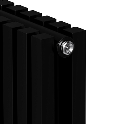 Стальной трубчатый радиатор отопления Royal Thermo Shift Q30 C2180 - 04 секции RAL9005m (черный)