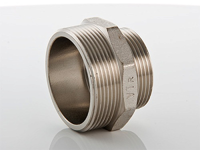Ниппель VALTEC переходной 1/2 х 1/4 наружная резьба, никелированная латунь