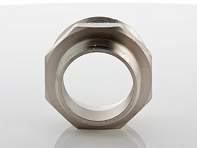 Ниппель VALTEC переходной 1/2 х 1/4 наружная резьба, никелированная латунь